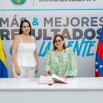Gobernadora Margarita Guerra posesiona a nueva secretaria de Salud del Magdalena