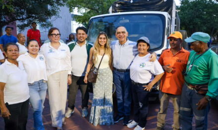 Gobierno Pinedo entrega vehículos y más de $3.300 millones para fortalecer a las asociaciones de recicladores