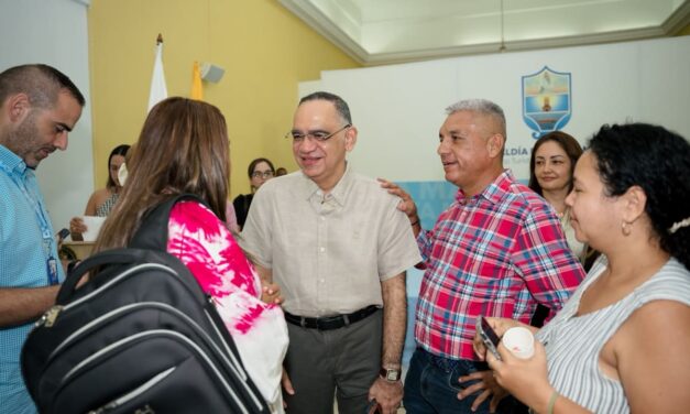 Alcalde Pinedo reafirma compromisos con poblaciones vulnerables tras Consejo Distrital de Política Social