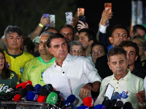 Flávio Bolsonaro no reconoce la victoria de Lula en las elecciones de Brasil