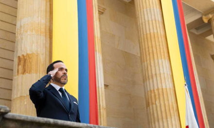 ‘Han sido 60 días de trabajo incansable, de decisiones difíciles, de recorrer nuestra patria y de escuchar a los colombianos’: Presidente De La Espriella
