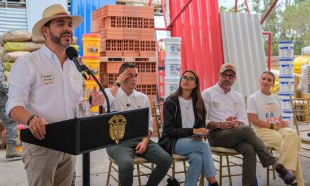 Gobierno de Abelardo estrena su estatuto de protesta: Firma  el decreto 1525 a 12 horas de las marchas de la oposición